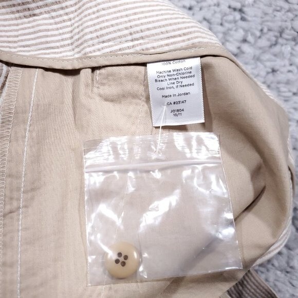 FLAW Talbots Women's Striped Seersucker Beige White Tan Striped Bermuda Shorts 8 - Picture 10 of 12